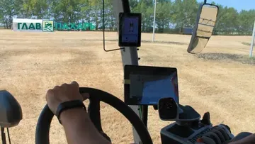 Самой высокооплачиваемой вакансией на Алтае в октябре стал тракторист